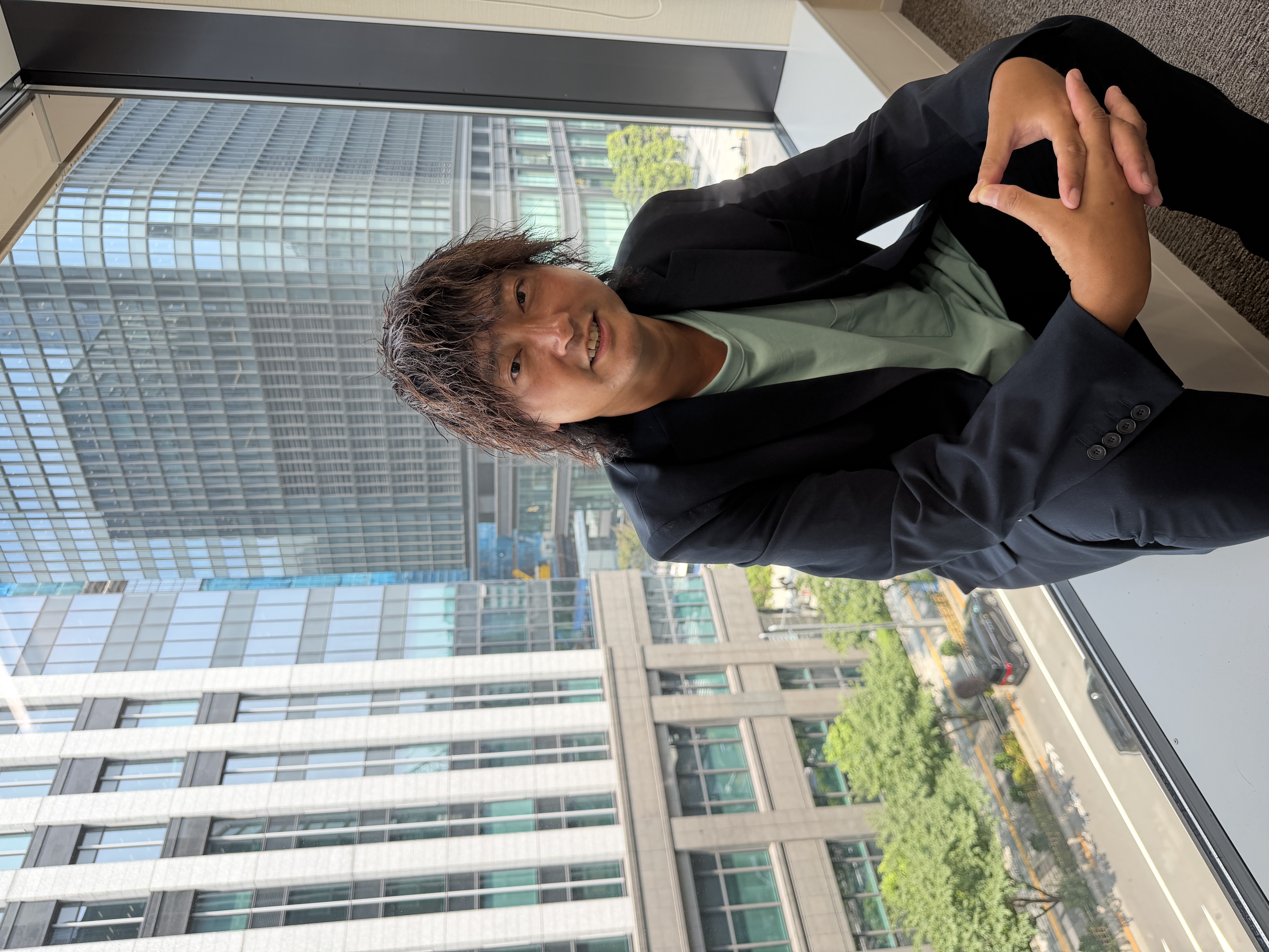 新居 大輔